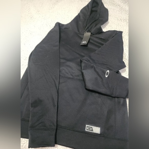 NEW Oakley Pullover Hoodie Men Size Black Fit Kangaroo  Long Sleeve - Picture 2 of 6